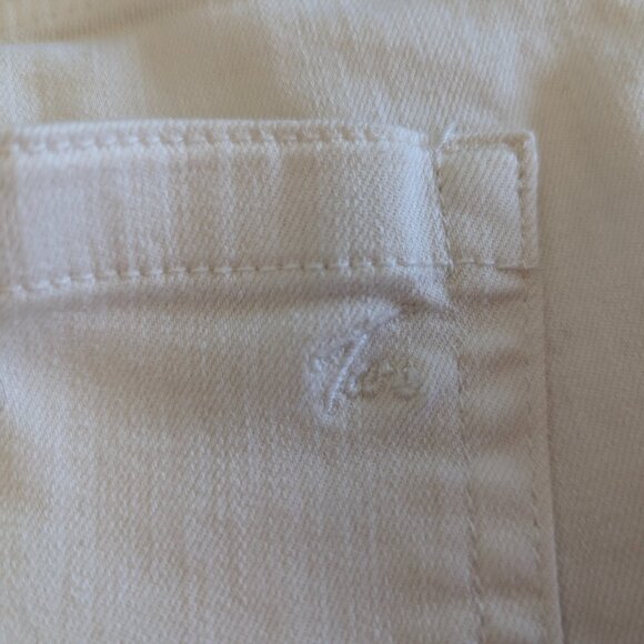 Two by Vince Camuto Cream Colored Size 26/2 Skinny Jeans - Picture 5 of 14